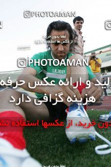 1270094, Tehran, Iran, Iran National Football Team Training Session on 2005/05/28 at Azadi Stadium