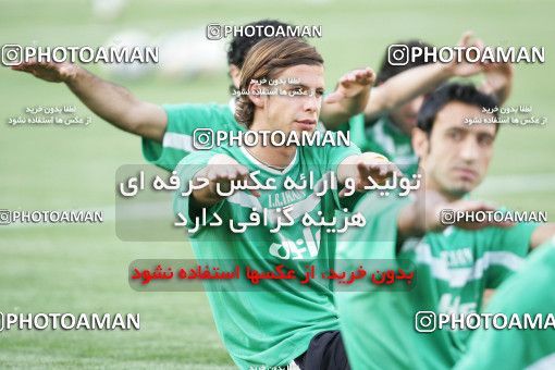 1270150, جلسه تمرینی تیم ملی فوتبال ایران, 1384/03/07, , تهران, ورزشگاه آزادی