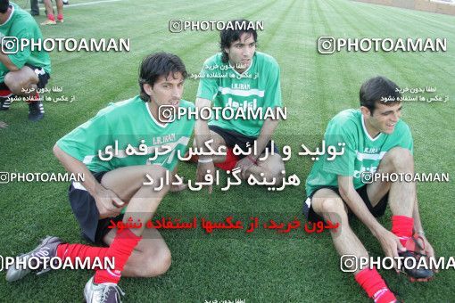 1270250, Tehran, Iran, Iran National Football Team Training Session on 2005/05/28 at Azadi Stadium