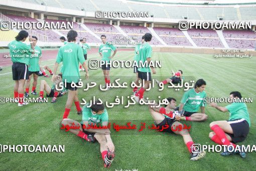 1270244, Tehran, Iran, Iran National Football Team Training Session on 2005/05/28 at Azadi Stadium