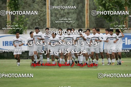 1270414, Tehran, , Iran National Football Team Training Session on 2005/05/30 at Iran National Football Center