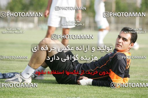 1270407, Tehran, , Iran National Football Team Training Session on 2005/05/30 at Iran National Football Center