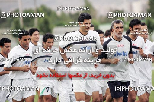 1270353, Tehran, , Iran National Football Team Training Session on 2005/05/30 at Iran National Football Center