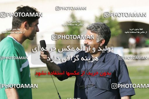 1270431, Tehran, , Iran National Football Team Training Session on 2005/05/31 at Iran National Football Center