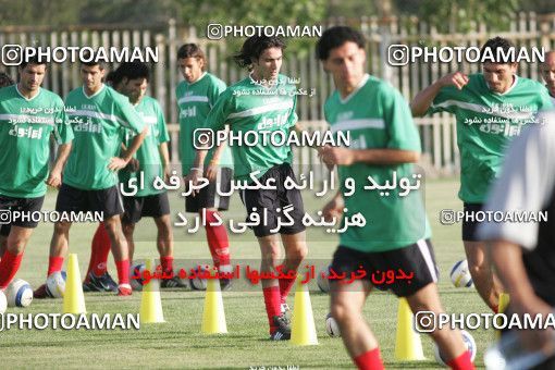 1270442, Tehran, , Iran National Football Team Training Session on 2005/05/31 at Iran National Football Center