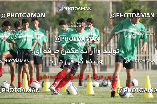 1270488, Tehran, , Iran National Football Team Training Session on 2005/05/31 at Iran National Football Center