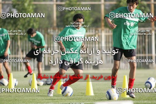 1270533, Tehran, , Iran National Football Team Training Session on 2005/05/31 at Iran National Football Center