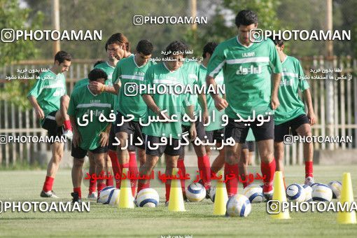 1270524, Tehran, , Iran National Football Team Training Session on 2005/05/31 at Iran National Football Center
