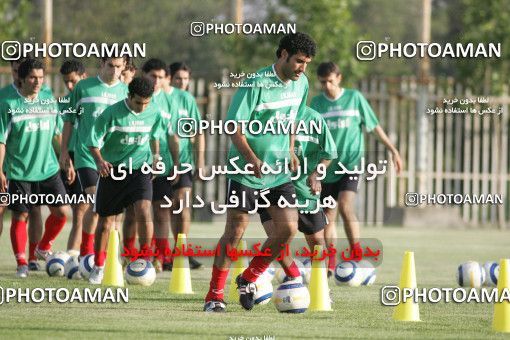 1270597, Tehran, , Iran National Football Team Training Session on 2005/05/31 at Iran National Football Center