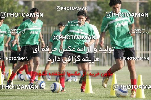 1270465, Tehran, , Iran National Football Team Training Session on 2005/05/31 at Iran National Football Center