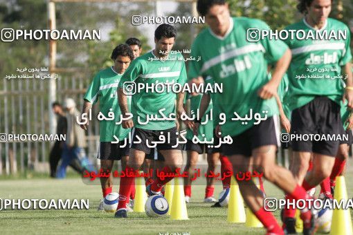 1270501, Tehran, , Iran National Football Team Training Session on 2005/05/31 at Iran National Football Center
