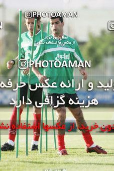 1270510, Tehran, , Iran National Football Team Training Session on 2005/05/31 at Iran National Football Center