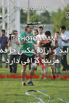 1270437, Tehran, , Iran National Football Team Training Session on 2005/05/31 at Iran National Football Center