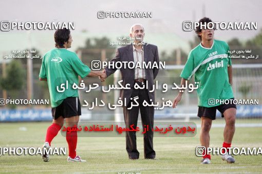 1270549, Tehran, , Iran National Football Team Training Session on 2005/05/31 at Iran National Football Center