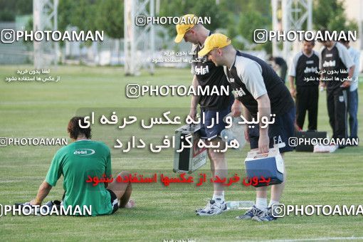 1270422, Tehran, , Iran National Football Team Training Session on 2005/05/31 at Iran National Football Center