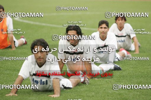 1270684, Tehran, , مسابقات مقدماتی جام جهانی 2006 آلمان, Iran National Football Team Training Session on 2005/06/02 at Azadi Stadium