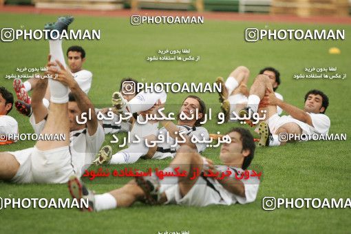 1270700, Tehran, , مسابقات مقدماتی جام جهانی 2006 آلمان, Iran National Football Team Training Session on 2005/06/02 at Azadi Stadium
