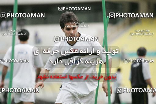 1270696, Tehran, , مسابقات مقدماتی جام جهانی 2006 آلمان, Iran National Football Team Training Session on 2005/06/02 at Azadi Stadium