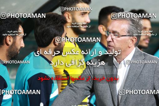 1281532, Tehran, Iran, جام حذفی فوتبال ایران, 1/16 stage, Khorramshahr Cup, Persepolis 1 v 0 Navad Urmia on 2018/10/18 at Azadi Stadium