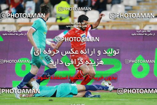 1281299, Tehran, Iran, جام حذفی فوتبال ایران, 1/16 stage, Khorramshahr Cup, Persepolis 1 v 0 Navad Urmia on 2018/10/18 at Azadi Stadium