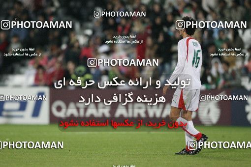 1283380, Doha, , بازی های آسیایی 2006 قطر, Group stage,  0 v 2 Iran on 2006/12/06 at Jassim Bin Hamad Stadium