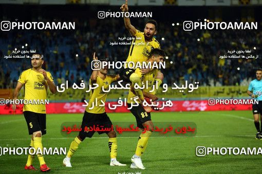 1285387, Isfahan, , لیگ برتر فوتبال ایران، Persian Gulf Cup، Week 9، First Leg، Sepahan 3 v 2 Nassaji Qaemshahr on 2018/10/19 at Naghsh-e Jahan Stadium