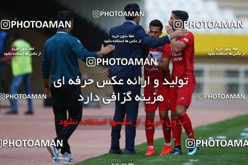 1285459, Isfahan, , لیگ برتر فوتبال ایران، Persian Gulf Cup، Week 9، First Leg، Sepahan 3 v 2 Nassaji Qaemshahr on 2018/10/19 at Naghsh-e Jahan Stadium