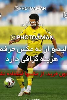 1285474, Isfahan, , لیگ برتر فوتبال ایران، Persian Gulf Cup، Week 9، First Leg، Sepahan 3 v 2 Nassaji Qaemshahr on 2018/10/19 at Naghsh-e Jahan Stadium