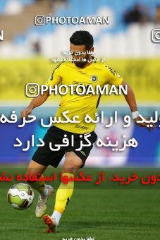 1285397, Isfahan, , لیگ برتر فوتبال ایران، Persian Gulf Cup، Week 9، First Leg، Sepahan 3 v 2 Nassaji Qaemshahr on 2018/10/19 at Naghsh-e Jahan Stadium