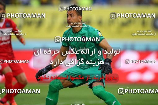 1285431, Isfahan, , لیگ برتر فوتبال ایران، Persian Gulf Cup، Week 9، First Leg، Sepahan 3 v 2 Nassaji Qaemshahr on 2018/10/19 at Naghsh-e Jahan Stadium