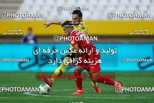 1285451, Isfahan, , لیگ برتر فوتبال ایران، Persian Gulf Cup، Week 9، First Leg، Sepahan 3 v 2 Nassaji Qaemshahr on 2018/10/19 at Naghsh-e Jahan Stadium
