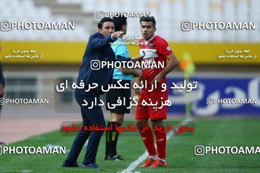 1285429, Isfahan, , لیگ برتر فوتبال ایران، Persian Gulf Cup، Week 9، First Leg، Sepahan 3 v 2 Nassaji Qaemshahr on 2018/10/19 at Naghsh-e Jahan Stadium