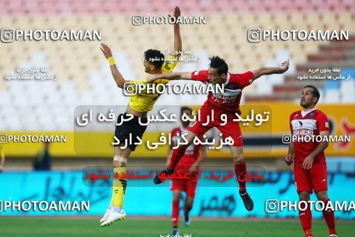 1285454, Isfahan, , لیگ برتر فوتبال ایران، Persian Gulf Cup، Week 9، First Leg، Sepahan 3 v 2 Nassaji Qaemshahr on 2018/10/19 at Naghsh-e Jahan Stadium