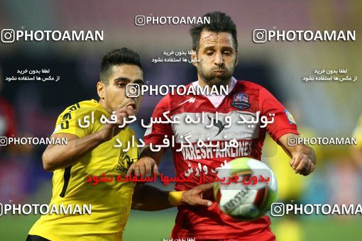 1285512, Isfahan, , لیگ برتر فوتبال ایران، Persian Gulf Cup، Week 9، First Leg، Sepahan 3 v 2 Nassaji Qaemshahr on 2018/10/19 at Naghsh-e Jahan Stadium
