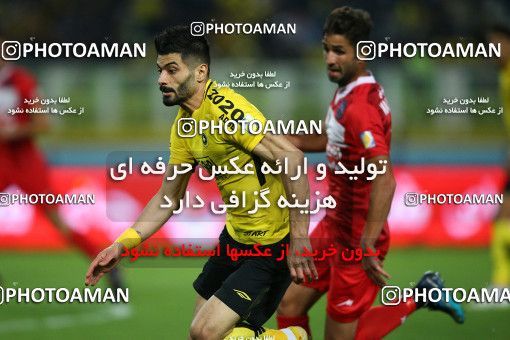 1285602, Isfahan, , لیگ برتر فوتبال ایران، Persian Gulf Cup، Week 9، First Leg، Sepahan 3 v 2 Nassaji Qaemshahr on 2018/10/19 at Naghsh-e Jahan Stadium