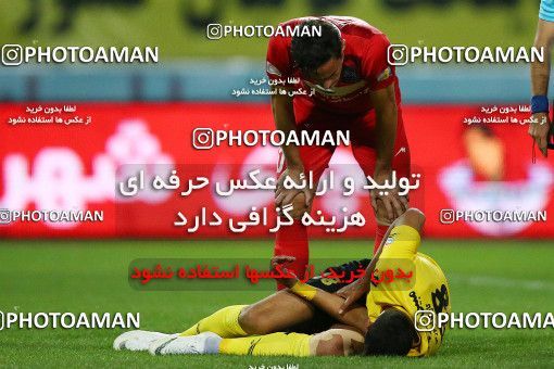 1285542, Isfahan, , لیگ برتر فوتبال ایران، Persian Gulf Cup، Week 9، First Leg، Sepahan 3 v 2 Nassaji Qaemshahr on 2018/10/19 at Naghsh-e Jahan Stadium