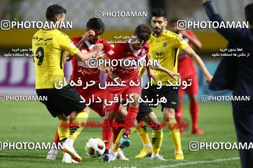 1285668, Isfahan, , لیگ برتر فوتبال ایران، Persian Gulf Cup، Week 9، First Leg، Sepahan 3 v 2 Nassaji Qaemshahr on 2018/10/19 at Naghsh-e Jahan Stadium