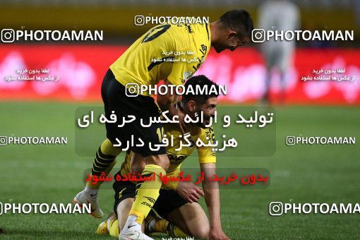 1285648, Isfahan, , لیگ برتر فوتبال ایران، Persian Gulf Cup، Week 9، First Leg، Sepahan 3 v 2 Nassaji Qaemshahr on 2018/10/19 at Naghsh-e Jahan Stadium
