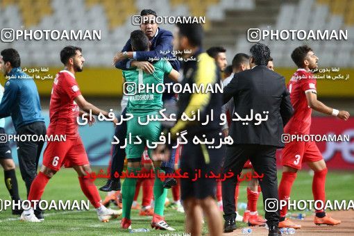 1285671, Isfahan, , لیگ برتر فوتبال ایران، Persian Gulf Cup، Week 9، First Leg، Sepahan 3 v 2 Nassaji Qaemshahr on 2018/10/19 at Naghsh-e Jahan Stadium