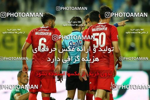 1285638, Isfahan, , لیگ برتر فوتبال ایران، Persian Gulf Cup، Week 9، First Leg، Sepahan 3 v 2 Nassaji Qaemshahr on 2018/10/19 at Naghsh-e Jahan Stadium