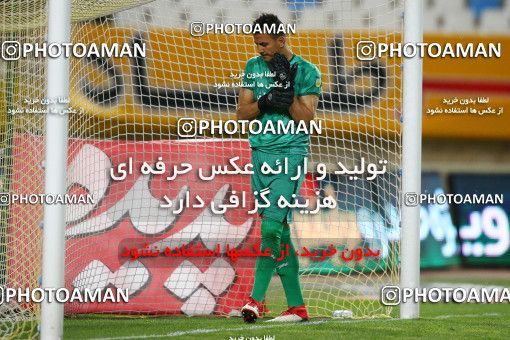 1285651, Isfahan, , لیگ برتر فوتبال ایران، Persian Gulf Cup، Week 9، First Leg، Sepahan 3 v 2 Nassaji Qaemshahr on 2018/10/19 at Naghsh-e Jahan Stadium