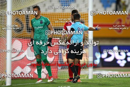 1285637, Isfahan, , لیگ برتر فوتبال ایران، Persian Gulf Cup، Week 9، First Leg، Sepahan 3 v 2 Nassaji Qaemshahr on 2018/10/19 at Naghsh-e Jahan Stadium