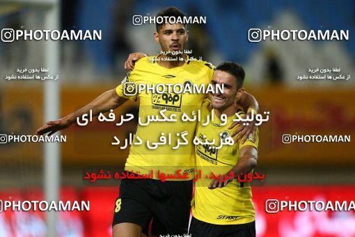 1285659, Isfahan, , لیگ برتر فوتبال ایران، Persian Gulf Cup، Week 9، First Leg، Sepahan 3 v 2 Nassaji Qaemshahr on 2018/10/19 at Naghsh-e Jahan Stadium