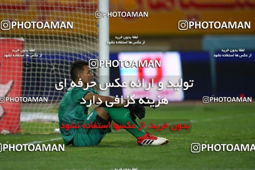 1285665, Isfahan, , لیگ برتر فوتبال ایران، Persian Gulf Cup، Week 9، First Leg، Sepahan 3 v 2 Nassaji Qaemshahr on 2018/10/19 at Naghsh-e Jahan Stadium