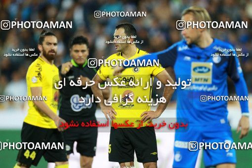 1287181, Tehran, , لیگ برتر فوتبال ایران، Persian Gulf Cup، Week 10، First Leg، Esteghlal 0 v 1 Sepahan on 2018/10/26 at Azadi Stadium