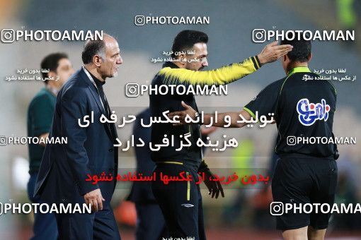 1287141, Tehran, , لیگ برتر فوتبال ایران، Persian Gulf Cup، Week 10، First Leg، Esteghlal 0 v 1 Sepahan on 2018/10/26 at Azadi Stadium