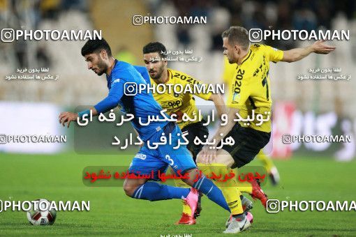 1287237, Tehran, , لیگ برتر فوتبال ایران، Persian Gulf Cup، Week 10، First Leg، Esteghlal 0 v 1 Sepahan on 2018/10/26 at Azadi Stadium