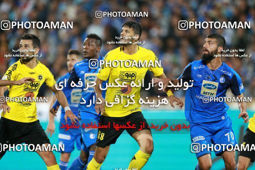 1287114, Tehran, , لیگ برتر فوتبال ایران، Persian Gulf Cup، Week 10، First Leg، Esteghlal 0 v 1 Sepahan on 2018/10/26 at Azadi Stadium