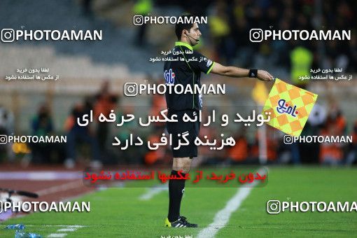1287102, Tehran, , لیگ برتر فوتبال ایران، Persian Gulf Cup، Week 10، First Leg، Esteghlal 0 v 1 Sepahan on 2018/10/26 at Azadi Stadium