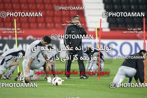1290454, Doha, , مسابقات فوتبال جام ملت های آسیا 2011 قطر, Iran National Football Team Training Session on 2011/01/10 at Al RayyanStadium